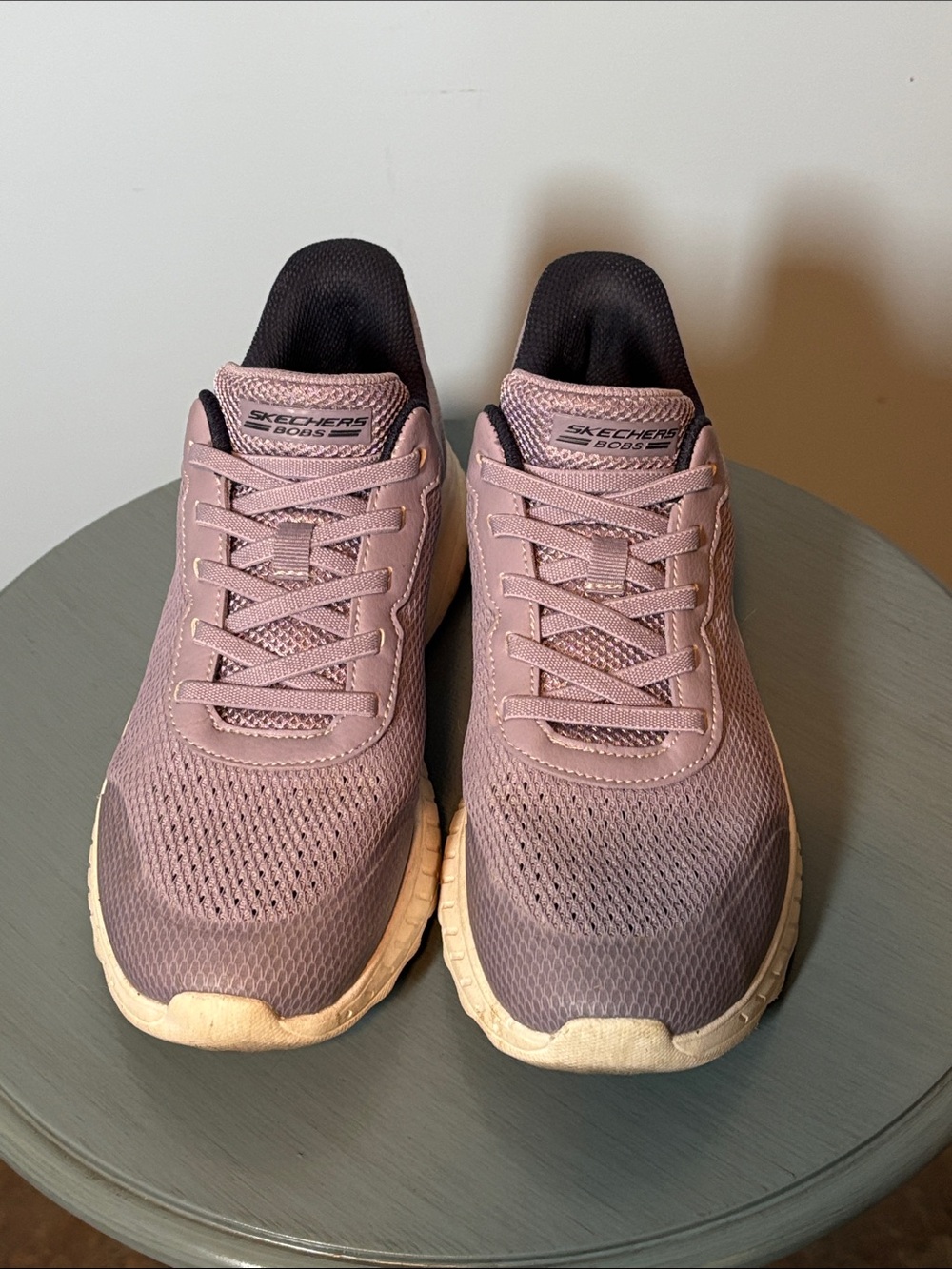 Skechers Women’s Mauve Mesh Lace-Up Sneakers, Size 9